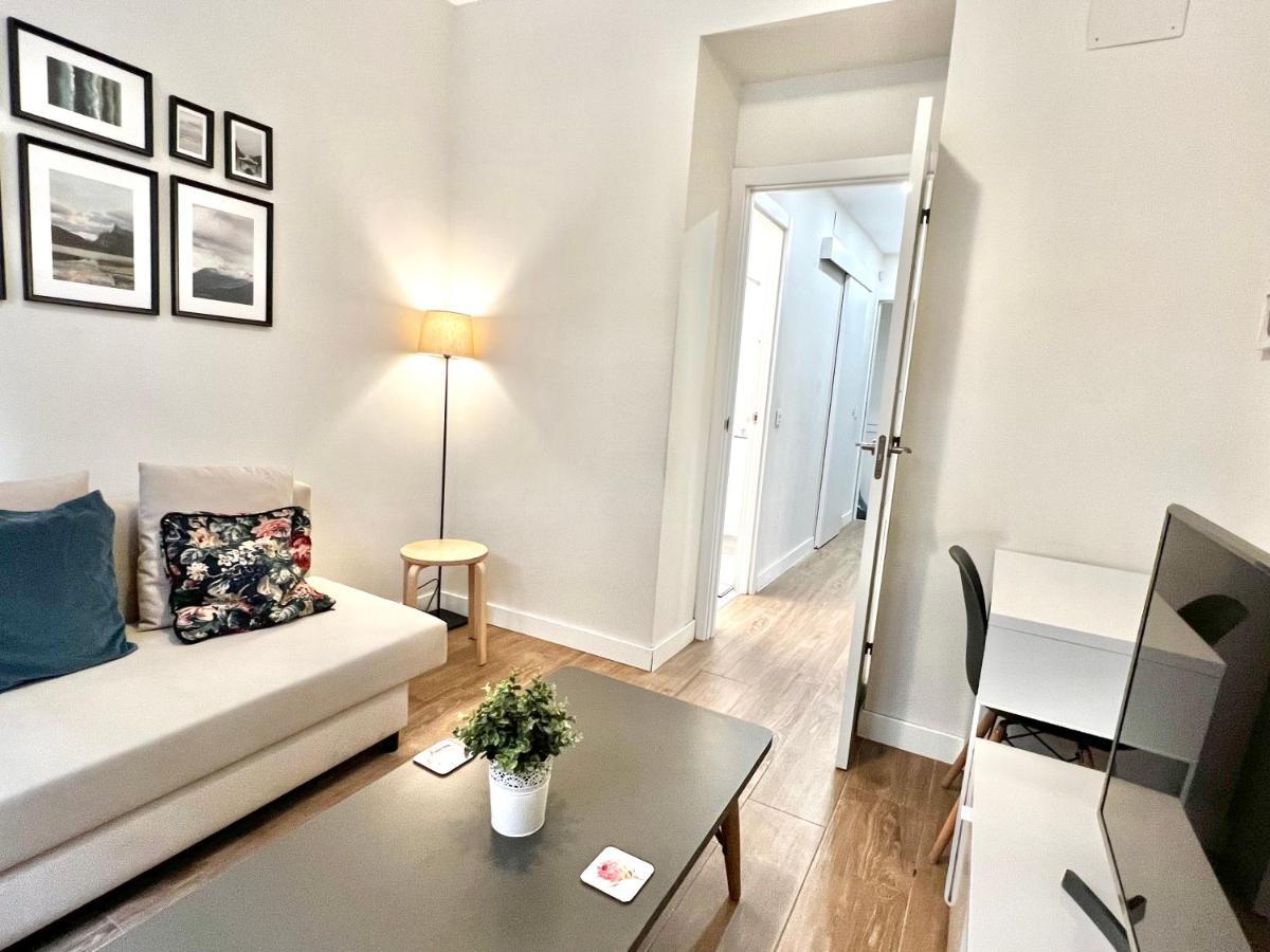 Apartamentos Moncloa Madrid Exteriör bild