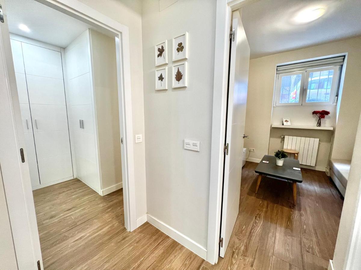 Apartamentos Moncloa Madrid Exteriör bild