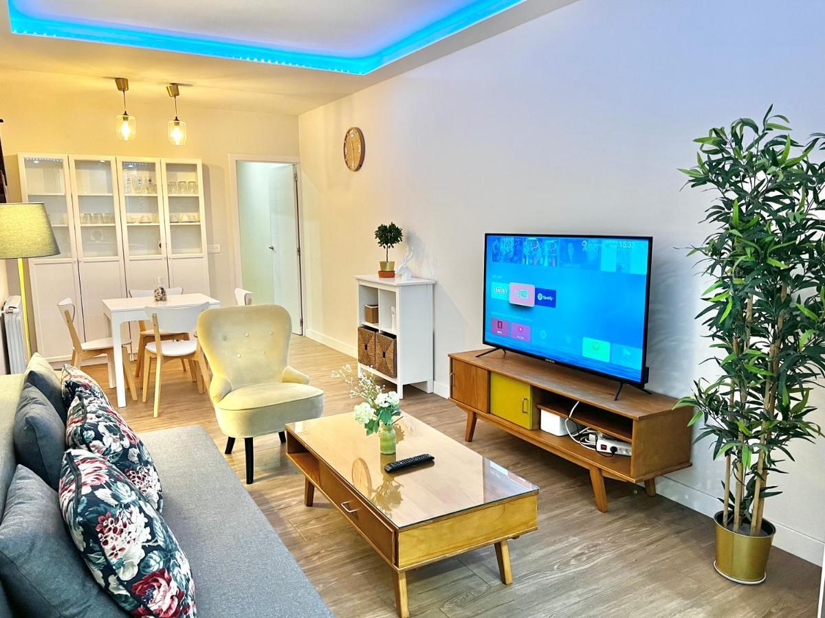 Apartamentos Moncloa Madrid Exteriör bild